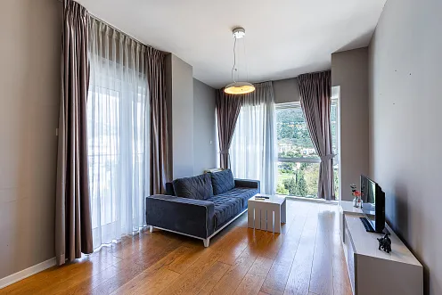 Wunderschöne Zwei-Zimmer-Wohnung in Budva - 89 m²